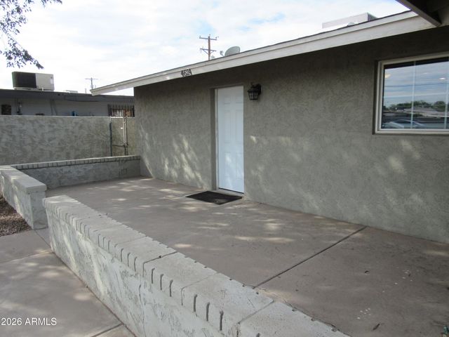 4624 S 19TH Avenue, Phoenix, AZ 85041