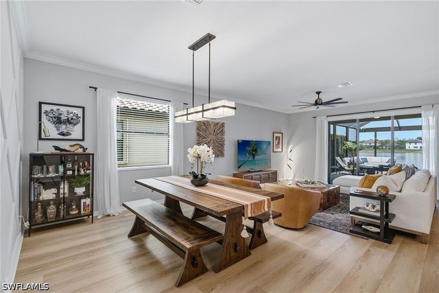 9396 Glenforest DR, Naples, FL 34120