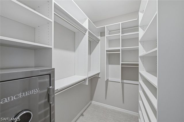 9396 Glenforest DR, Naples, FL 34120