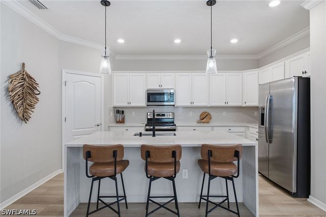 9396 Glenforest DR, Naples, FL 34120