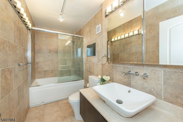 3 Horizon Road 1007, Fort Lee Boro, NJ 07024