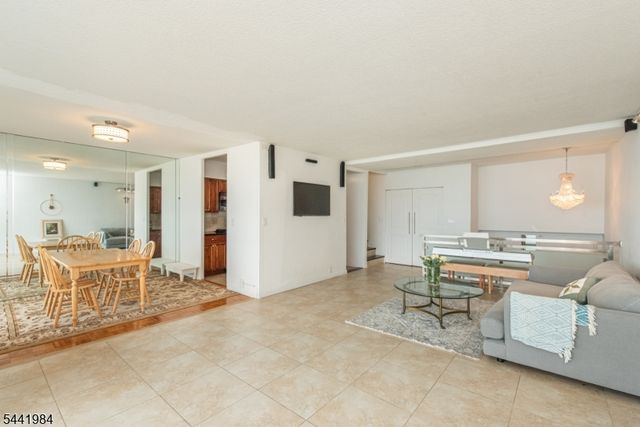 3 Horizon Road 1007, Fort Lee Boro, NJ 07024