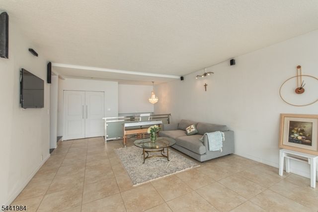 3 Horizon Road 1007, Fort Lee Boro, NJ 07024