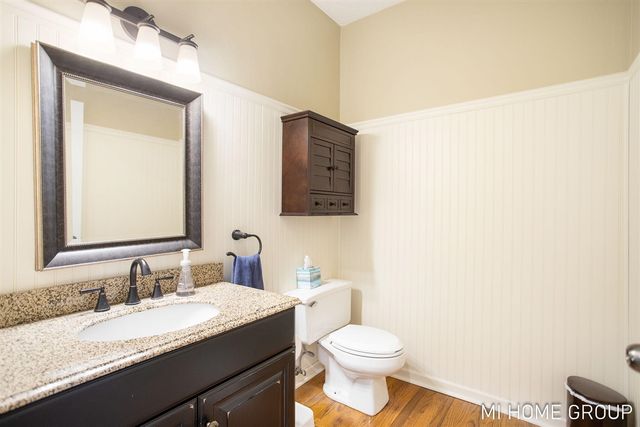 2103 Woodlark Drive, Holland, MI 49424