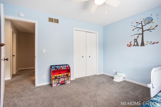 2103 Woodlark Drive, Holland, MI 49424