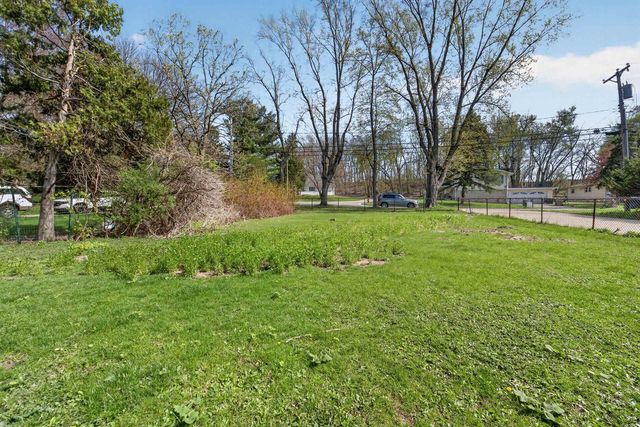 3048 Waunona Way, Madison, WI 53713