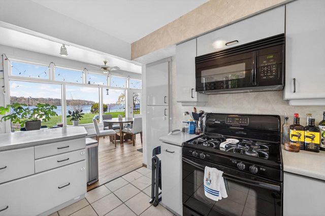 3048 Waunona Way, Madison, WI 53713