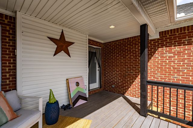 1960 Lasea Rd, Spring Hill, TN 37174