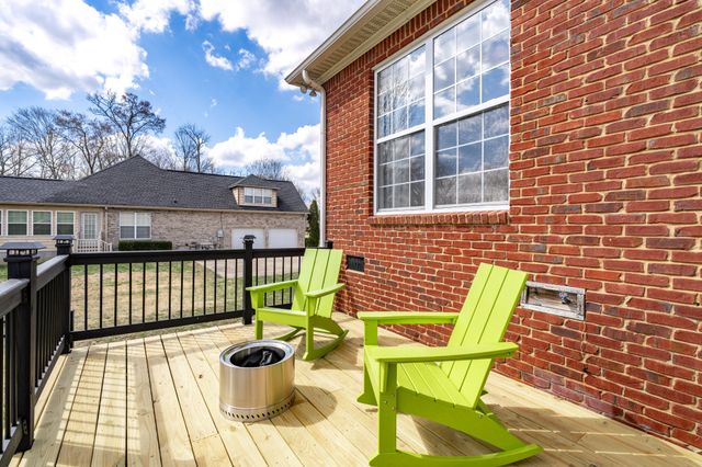 1960 Lasea Rd, Spring Hill, TN 37174