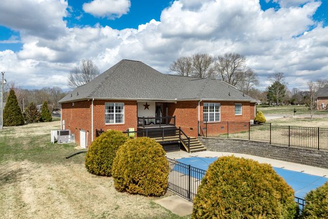 1960 Lasea Rd, Spring Hill, TN 37174