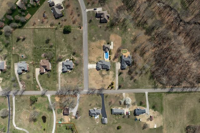 1960 Lasea Rd, Spring Hill, TN 37174