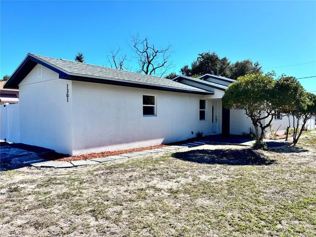 1301 WOODBINE STREET, Clearwater, FL 33755