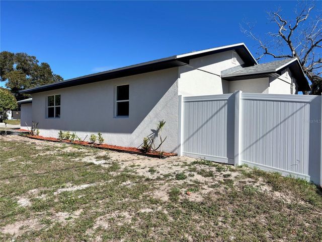 1301 WOODBINE STREET, Clearwater, FL 33755