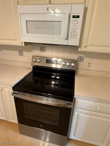 7209 S Churchill Place, Painesville, OH 44077