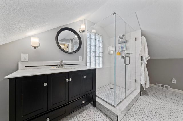 2854 Alabama Avenue S, Saint Louis Park, MN 55416