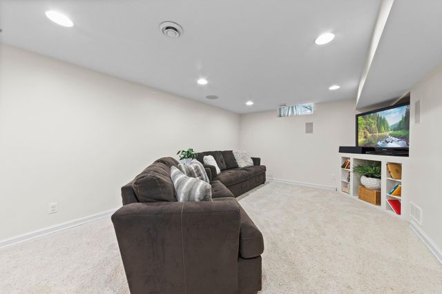 2854 Alabama Avenue S, Saint Louis Park, MN 55416