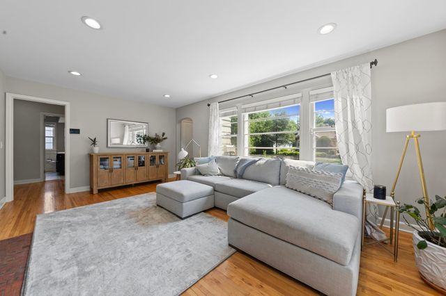 2854 Alabama Avenue S, Saint Louis Park, MN 55416