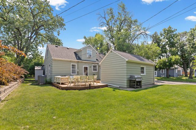 2854 Alabama Avenue S, Saint Louis Park, MN 55416