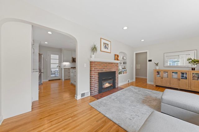 2854 Alabama Avenue S, Saint Louis Park, MN 55416