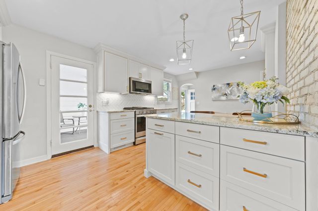 2854 Alabama Avenue S, Saint Louis Park, MN 55416