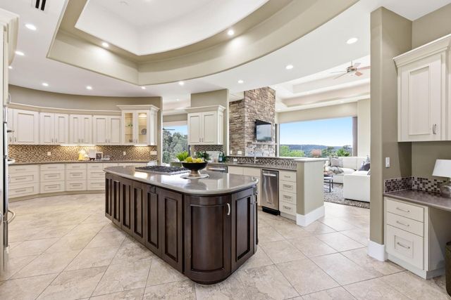 6997 Chili Hill Rd, Newcastle, CA 95658