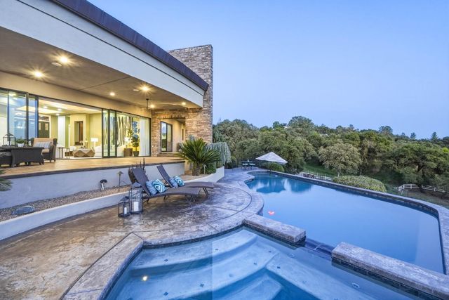 6997 Chili Hill Rd, Newcastle, CA 95658