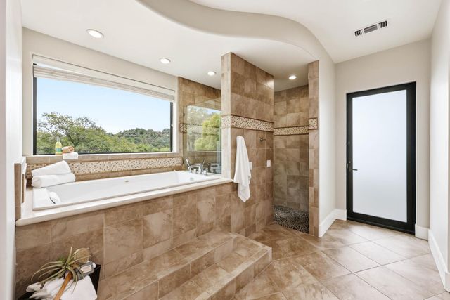 6997 Chili Hill Rd, Newcastle, CA 95658