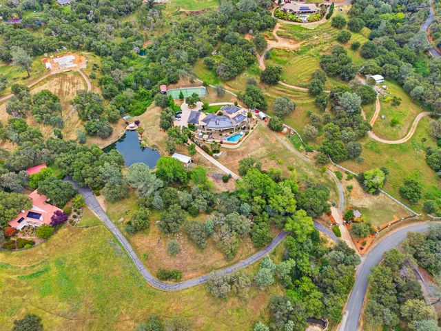 6997 Chili Hill Rd, Newcastle, CA 95658