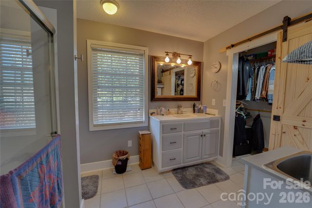 335 Icenhower Road, Leicester, NC 28748