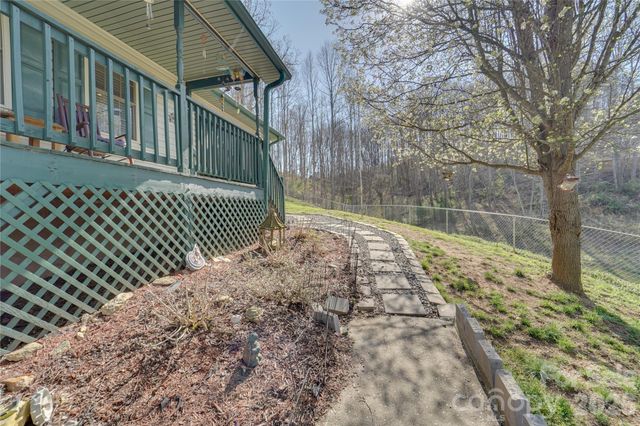 335 Icenhower Road, Leicester, NC 28748
