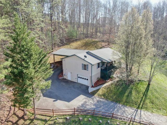 335 Icenhower Road, Leicester, NC 28748