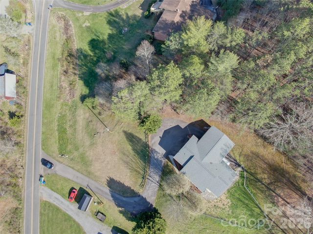 335 Icenhower Road, Leicester, NC 28748