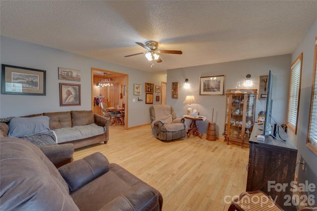 335 Icenhower Road, Leicester, NC 28748