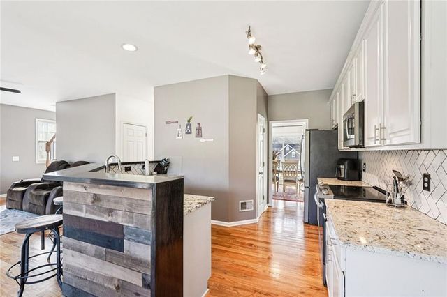 4980 Hyde Court, Cumming, GA 30040