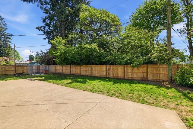 3902 101st Street SW, Lakewood, WA 98499