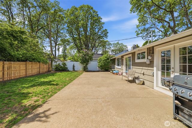 3902 101st Street SW, Lakewood, WA 98499
