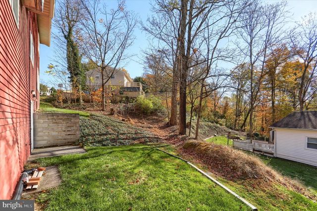 115 JUNIPER DR, Camp Hill, PA 17011