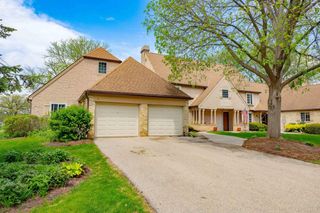14 Golf Course Road, Madison, WI 53704
