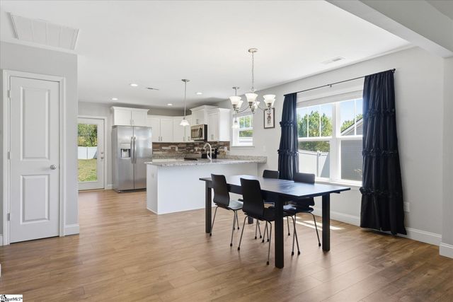 135 Mill Gin Road, Campobello, SC 29322