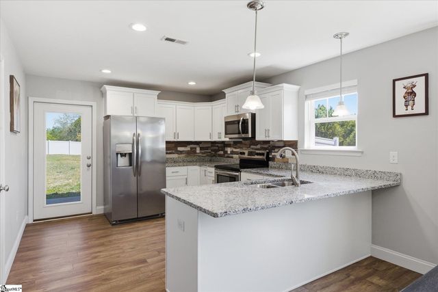 135 Mill Gin Road, Campobello, SC 29322