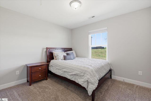 135 Mill Gin Road, Campobello, SC 29322