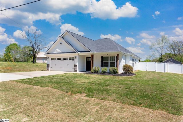 135 Mill Gin Road, Campobello, SC 29322