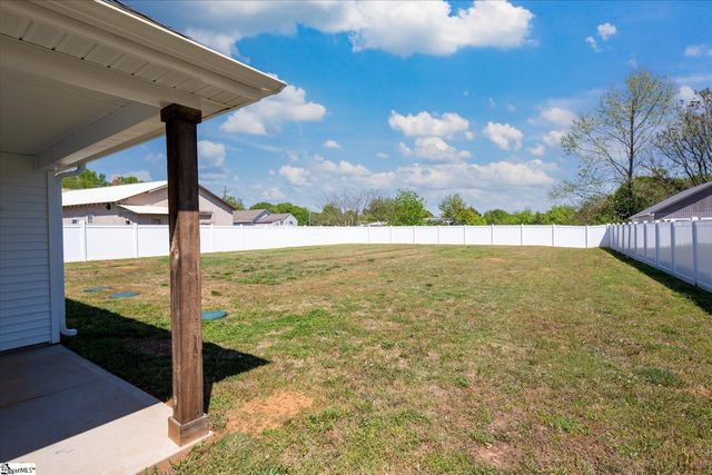 135 Mill Gin Road, Campobello, SC 29322