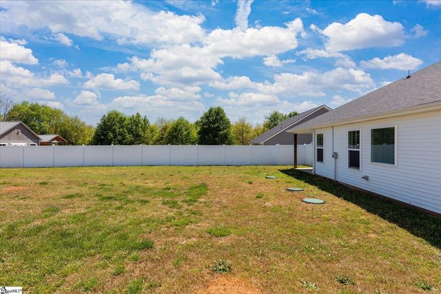 135 Mill Gin Road, Campobello, SC 29322