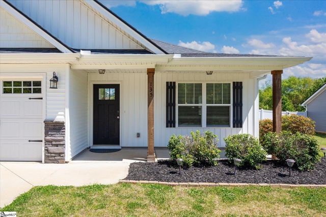 135 Mill Gin Road, Campobello, SC 29322