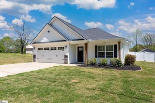 135 Mill Gin Road, Campobello, SC 29322