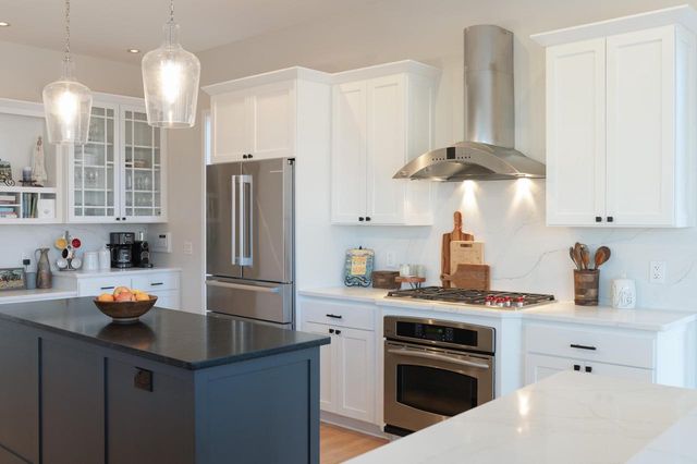 111 Legend WAY, Wales, WI 53183