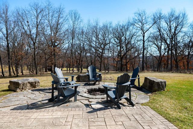 111 Legend WAY, Wales, WI 53183