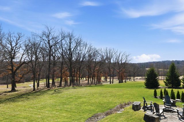 111 Legend WAY, Wales, WI 53183