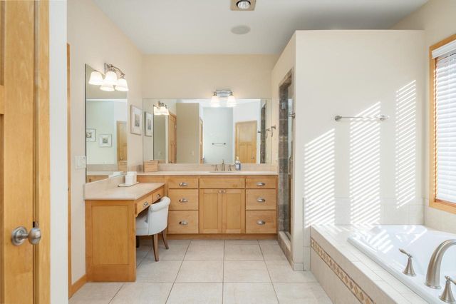 111 Legend WAY, Wales, WI 53183